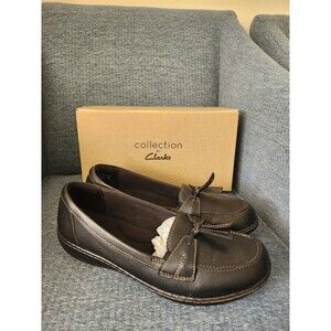 Clarks Women's "Ashland Bubble" Slip-on Loafers in Black Leather Size 10